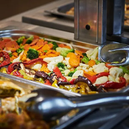 فندق أدريا 4*