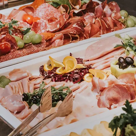 أدريا 4* دوبروفينك