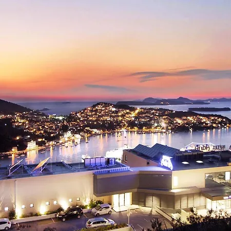 アドリア 4* ドゥブロブニク