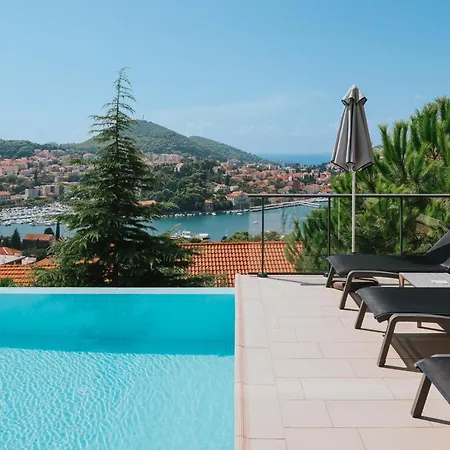 Adria Hotel