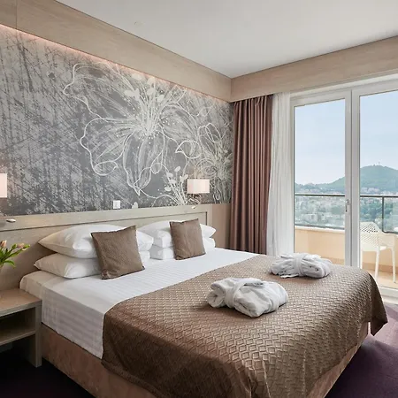 Adria Hotel
