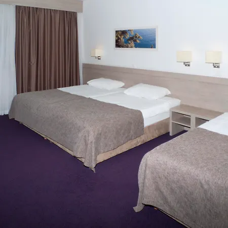 Hotel Adria 4*