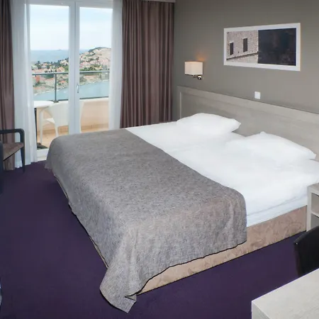 Adria Hotel
